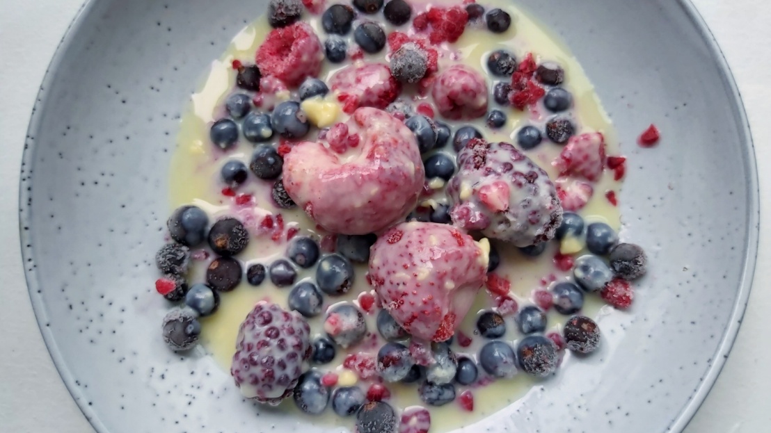 Iced Berries with white chocolate